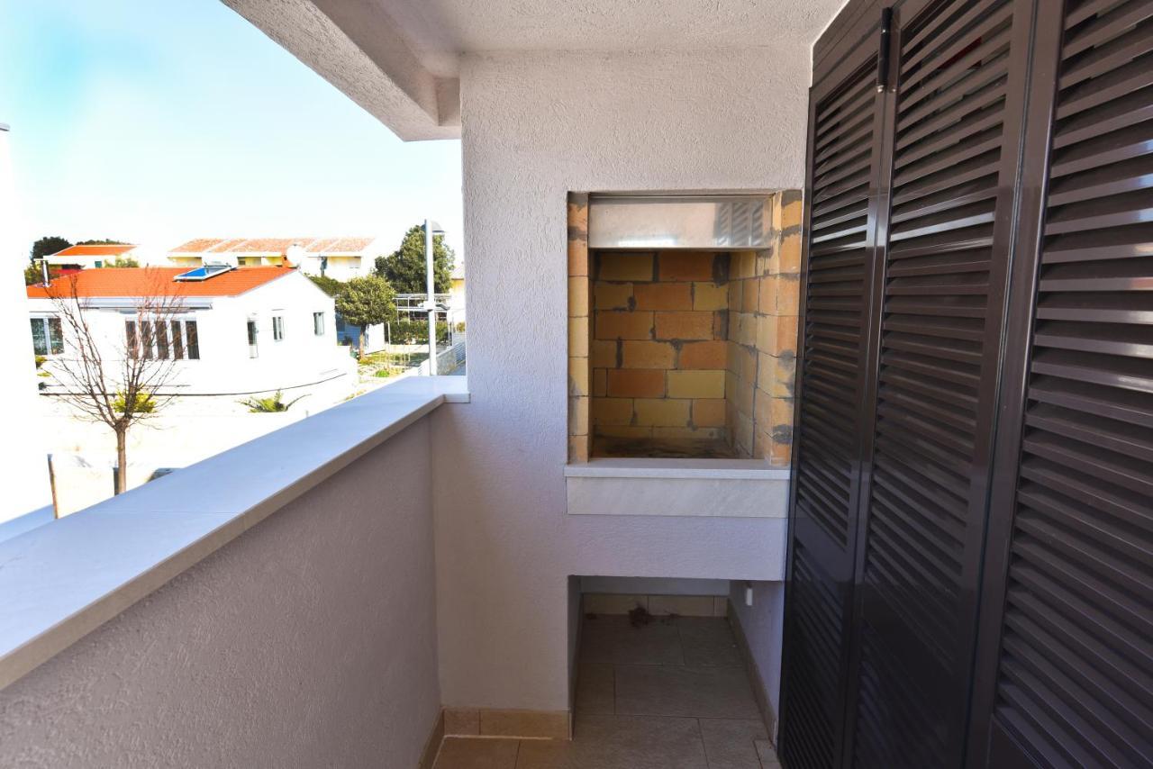 Apartmani Astrado Petrčane Kültér fotó