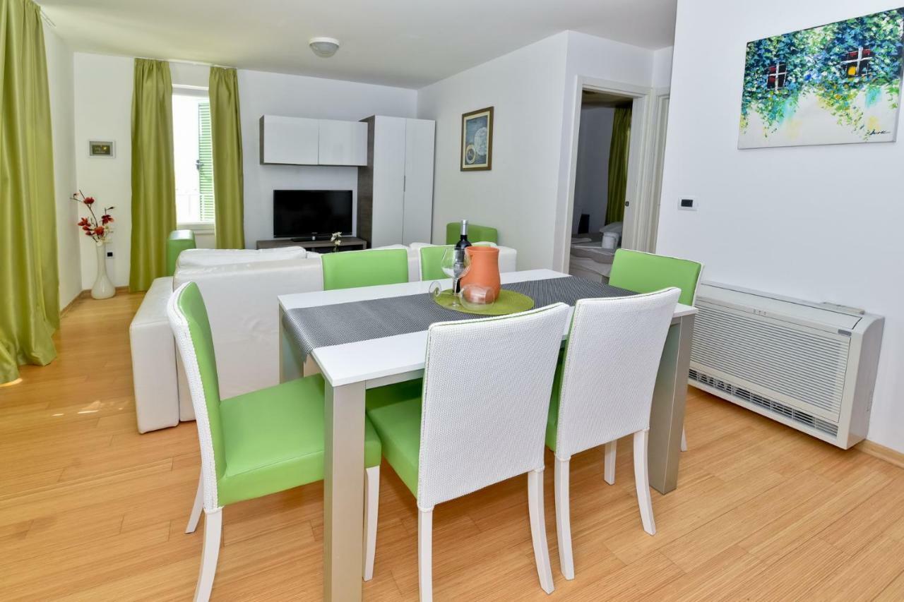 Apartmani Astrado Petrčane Kültér fotó